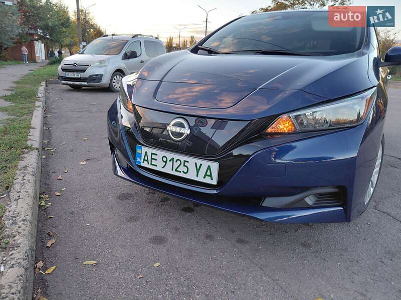 Хэтчбек Nissan Leaf 2024 в Кривом Роге фото 11 Хэтчбек Nissan Leaf 2024 в Кривом Роге