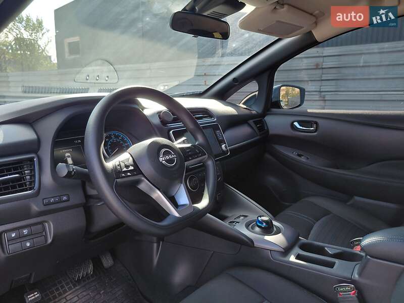 Хэтчбек Nissan Leaf 2024 в Кривом Роге фото 26 Хэтчбек Nissan Leaf 2024 в Кривом Роге