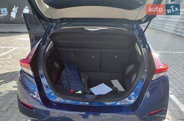 Хетчбек Nissan Leaf 2024 в  фото 32 Хетчбек Nissan Leaf 2024 в