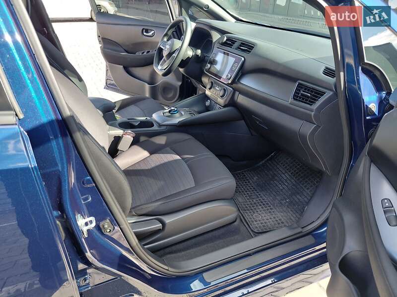 Хэтчбек Nissan Leaf 2024 в Кривом Роге фото 37 Хэтчбек Nissan Leaf 2024 в Кривом Роге