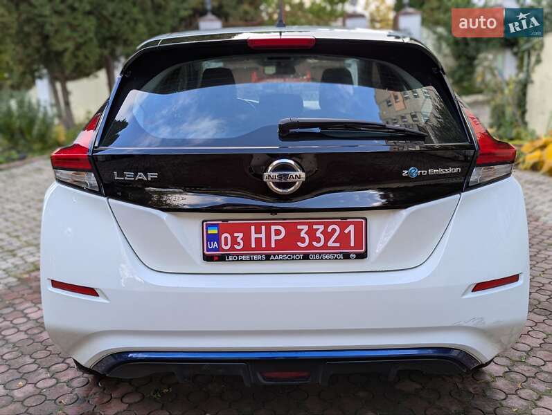 Хэтчбек Nissan Leaf 2020 в Ровно