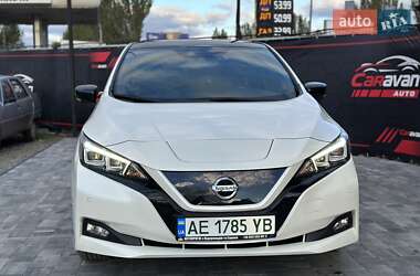 Хэтчбек Nissan Leaf 2018 в 