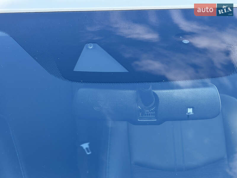 Хетчбек Nissan Leaf 2018 в Дніпрі фото 24 Хетчбек Nissan Leaf 2018 в Дніпрі