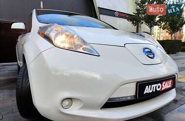 Хэтчбек Nissan Leaf 2014 в 