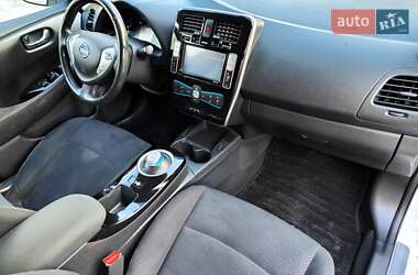 Хэтчбек Nissan Leaf 2014 в 