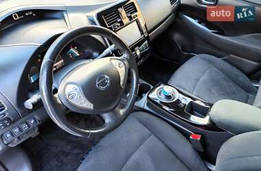 Хэтчбек Nissan Leaf 2014 в 