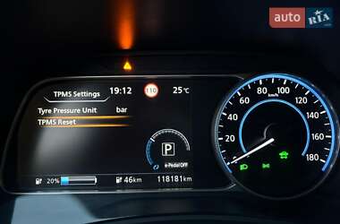 Хэтчбек Nissan Leaf 2020 в 