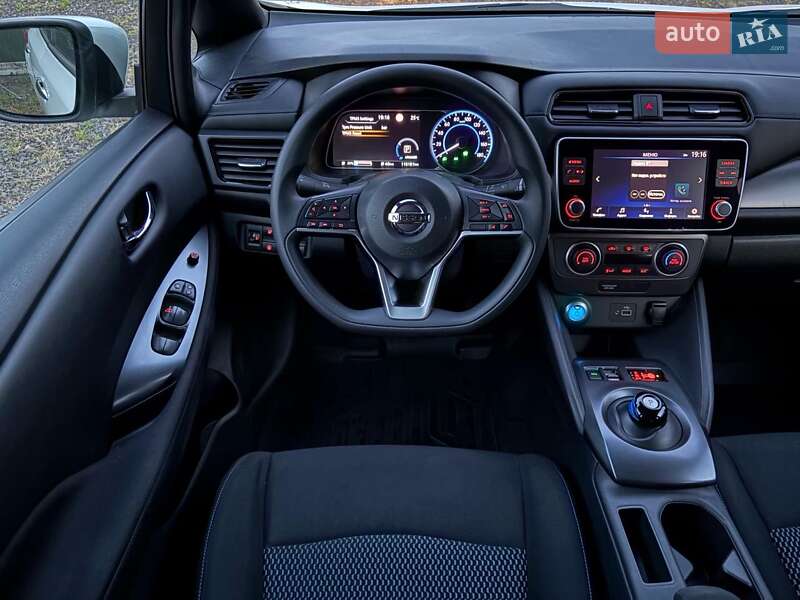 Хэтчбек Nissan Leaf 2020 в Николаеве