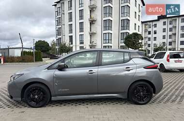 Хэтчбек Nissan Leaf 2019 в 