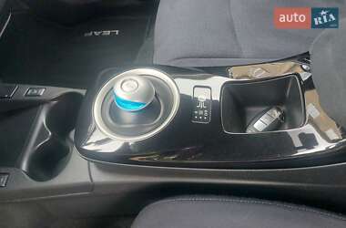Хэтчбек Nissan Leaf 2014 в 