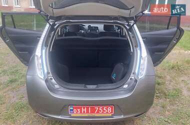 Хэтчбек Nissan Leaf 2014 в 