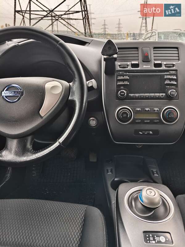 Хетчбек Nissan Leaf 2013 в Пісочині фото 10 Хетчбек Nissan Leaf 2013 в Пісочині