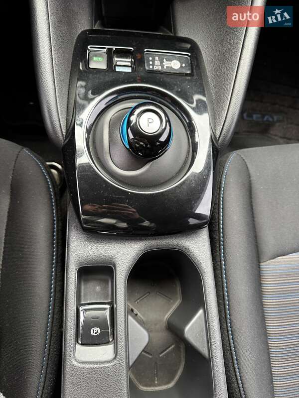 Хэтчбек Nissan Leaf 2020 в Киеве фото 17 Хэтчбек Nissan Leaf 2020 в Киеве