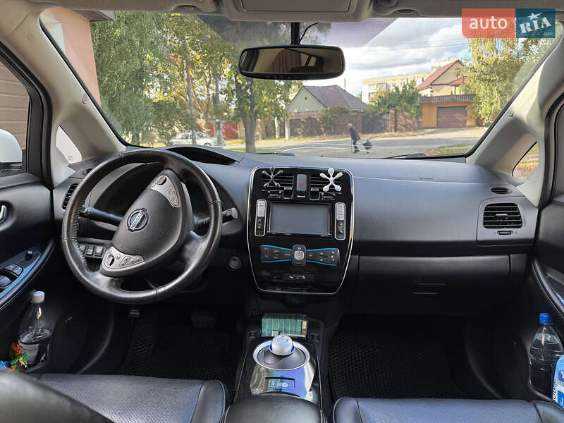 Хэтчбек Nissan Leaf 2015 в Херсоне фото 14 Хэтчбек Nissan Leaf 2015 в Херсоне
