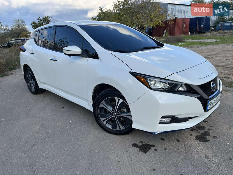 Хэтчбек Nissan Leaf 2020 в Одессе фото 4 Хэтчбек Nissan Leaf 2020 в Одессе