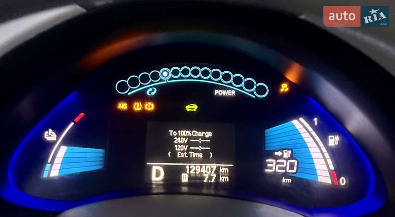 Хэтчбек Nissan Leaf 2011 в Ахтырке