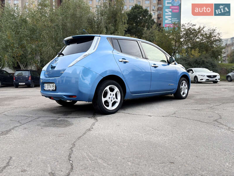 Хэтчбек Nissan Leaf 2012 в Киеве фото 4 Хэтчбек Nissan Leaf 2012 в Киеве