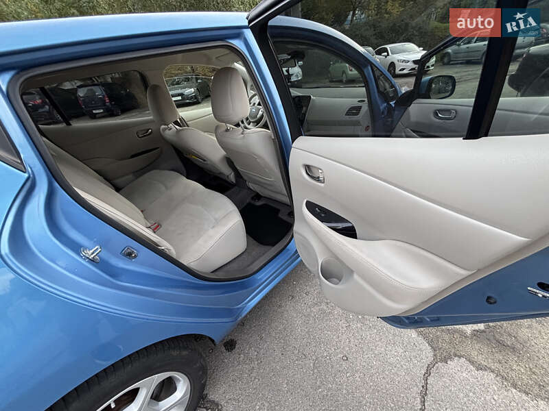 Хэтчбек Nissan Leaf 2012 в Киеве фото 9 Хэтчбек Nissan Leaf 2012 в Киеве