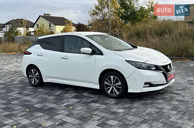 Хетчбек Nissan Leaf 2018 в 