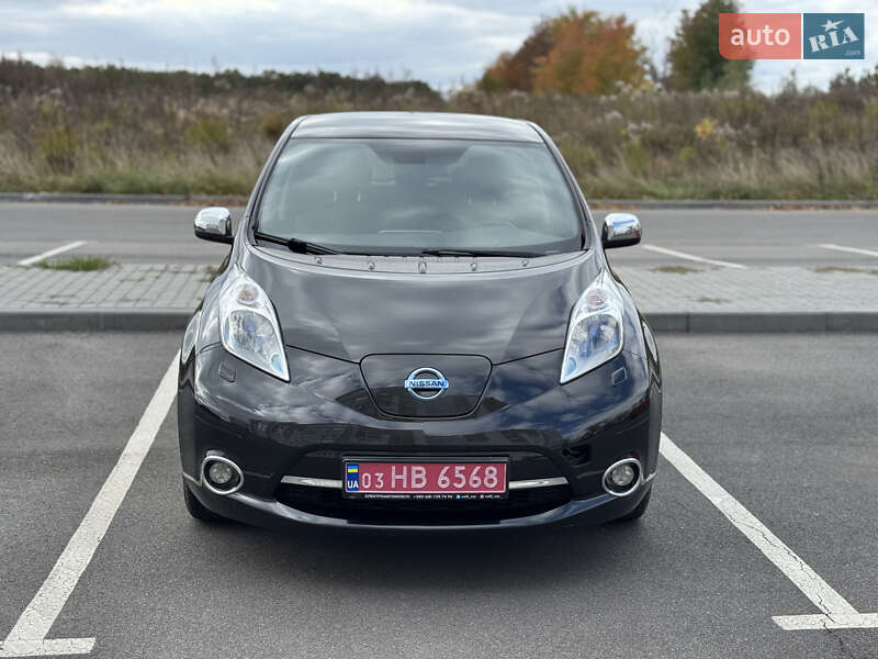 Хетчбек Nissan Leaf 2013 в Вінниці