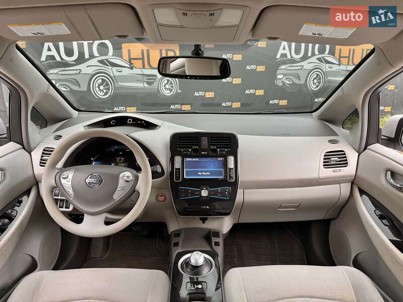 Хэтчбек Nissan Leaf 2011 в Харькове