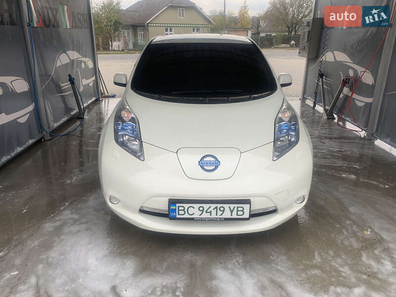 Хэтчбек Nissan Leaf 2012 в Трускавце фото 4 Хэтчбек Nissan Leaf 2012 в Трускавце