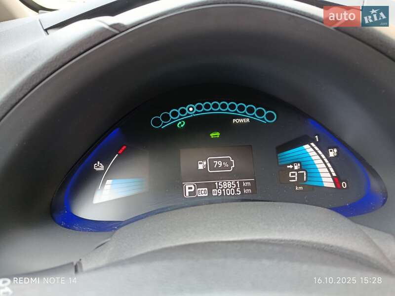 Хетчбек Nissan Leaf 2013 в Івано-Франківську