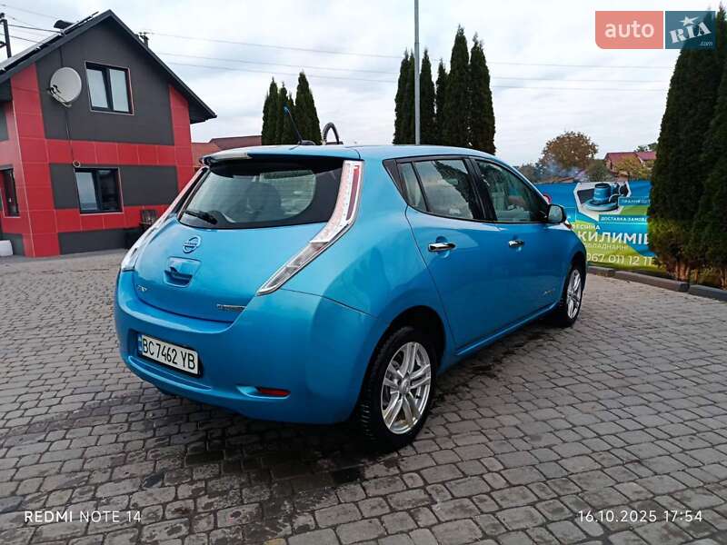 Хетчбек Nissan Leaf 2013 в Івано-Франківську