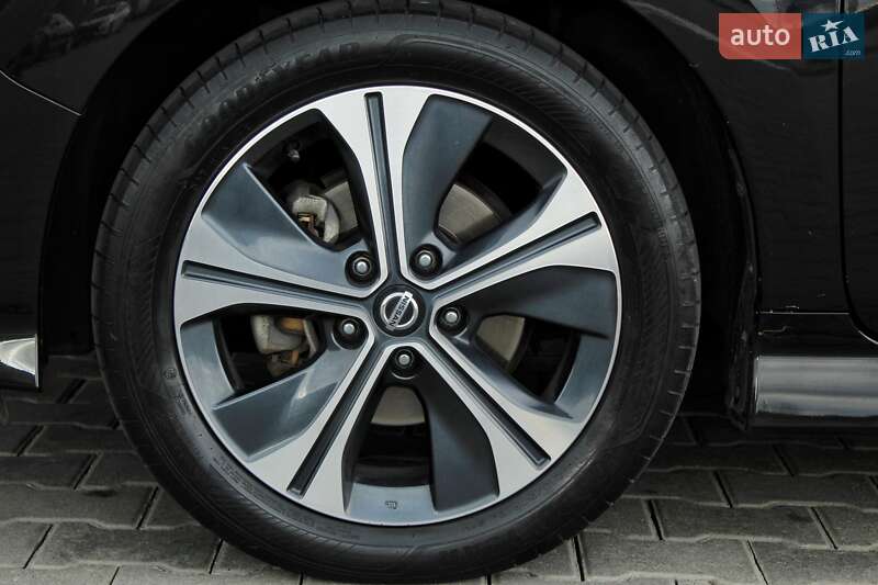Хэтчбек Nissan Leaf 2019 в Виннице фото 30 Хэтчбек Nissan Leaf 2019 в Виннице