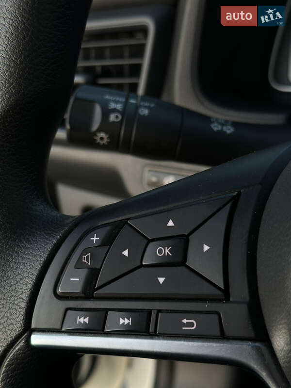 Хетчбек Nissan Leaf 2019 в Рівному