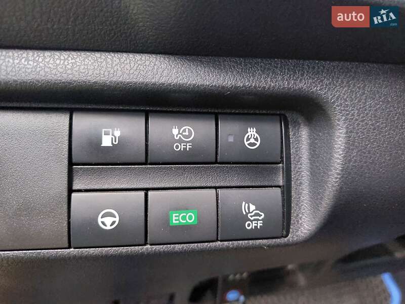 Хэтчбек Nissan Leaf 2018 в Днепре