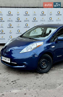 Хэтчбек Nissan Leaf 2016 в 