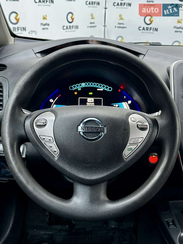 Хетчбек Nissan Leaf 2016 в Києві фото 20 Хетчбек Nissan Leaf 2016 в Києві
