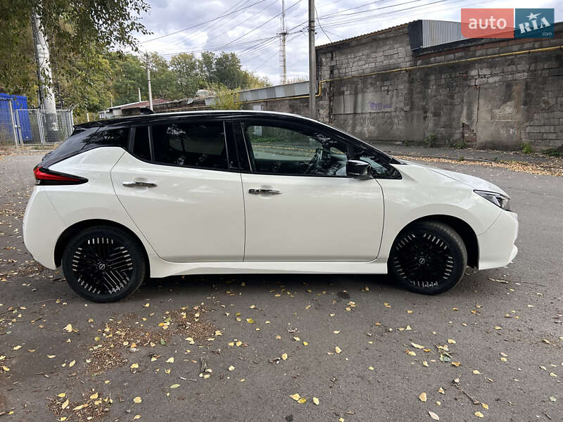 Хэтчбек Nissan Leaf 2023 в Днепре фото 6 Хэтчбек Nissan Leaf 2023 в Днепре