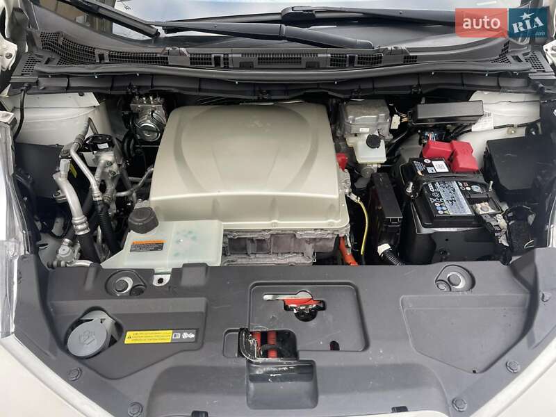 Хэтчбек Nissan Leaf 2017 в Львове фото 11 Хэтчбек Nissan Leaf 2017 в Львове