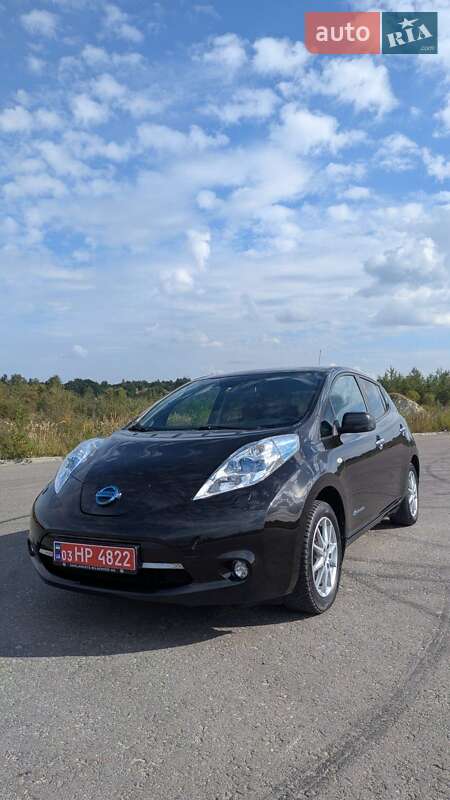 Хетчбек Nissan Leaf 2016 в Дрогобичі
