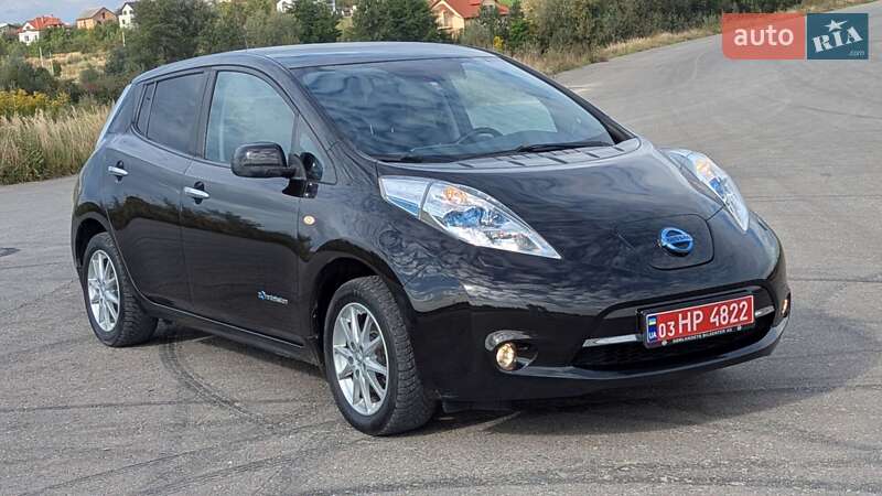 Хетчбек Nissan Leaf 2016 в Дрогобичі