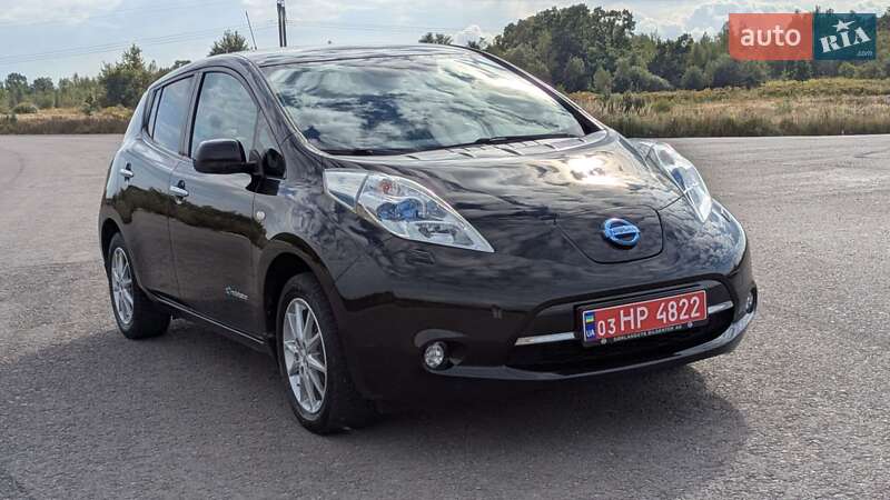 Хетчбек Nissan Leaf 2016 в Дрогобичі