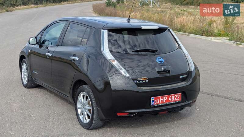 Хетчбек Nissan Leaf 2016 в Дрогобичі