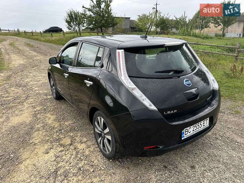Хэтчбек Nissan Leaf 2015 в Турке фото 8 Хэтчбек Nissan Leaf 2015 в Турке