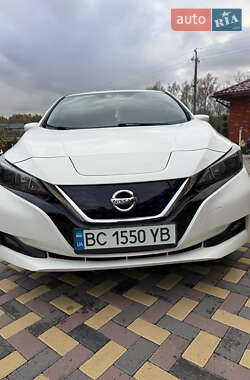 Хетчбек Nissan Leaf 2018 в Мостиській