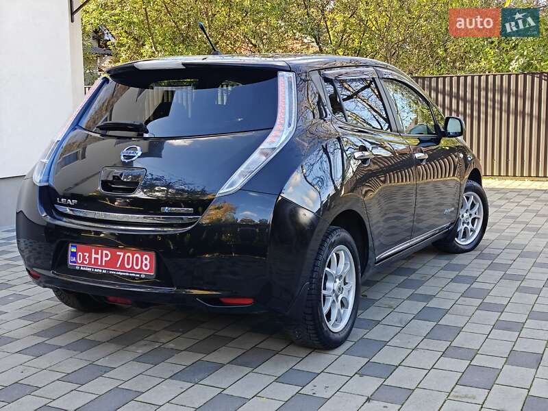 Хэтчбек Nissan Leaf 2014 в Ивано-Франковске