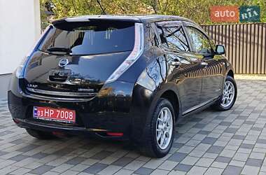 Хэтчбек Nissan Leaf 2014 в 