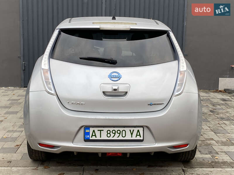 Хэтчбек Nissan Leaf 2011 в Калуше фото 6 Хэтчбек Nissan Leaf 2011 в Калуше