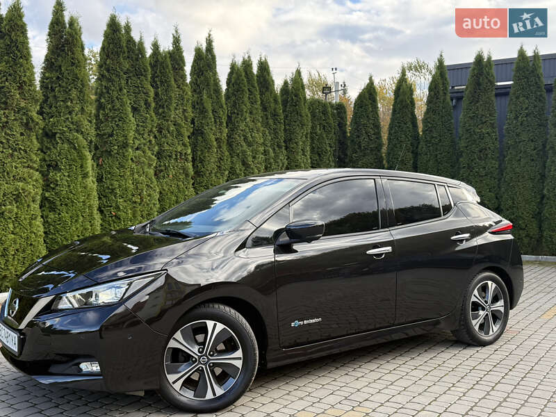Хэтчбек Nissan Leaf 2018 в Трускавце