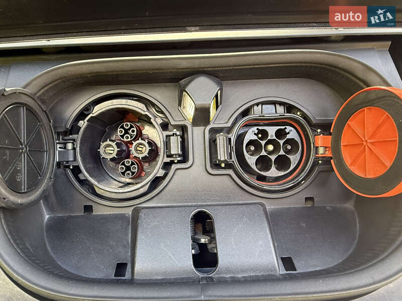 Хэтчбек Nissan Leaf 2018 в Трускавце