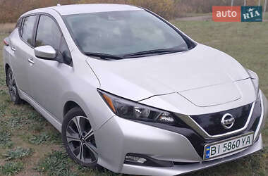 Хэтчбек Nissan Leaf 2021 в Кременчуге