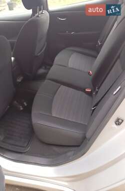 Хэтчбек Nissan Leaf 2021 в 