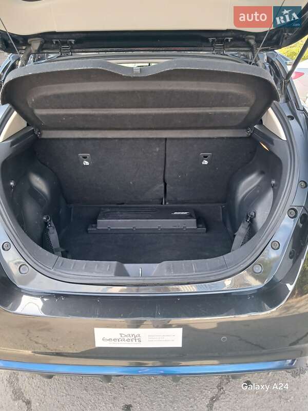 Хэтчбек Nissan Leaf 2019 в Кривом Роге фото 3 Хэтчбек Nissan Leaf 2019 в Кривом Роге