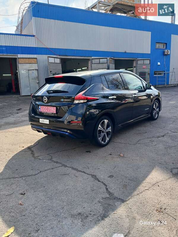 Хэтчбек Nissan Leaf 2019 в Кривом Роге фото 8 Хэтчбек Nissan Leaf 2019 в Кривом Роге